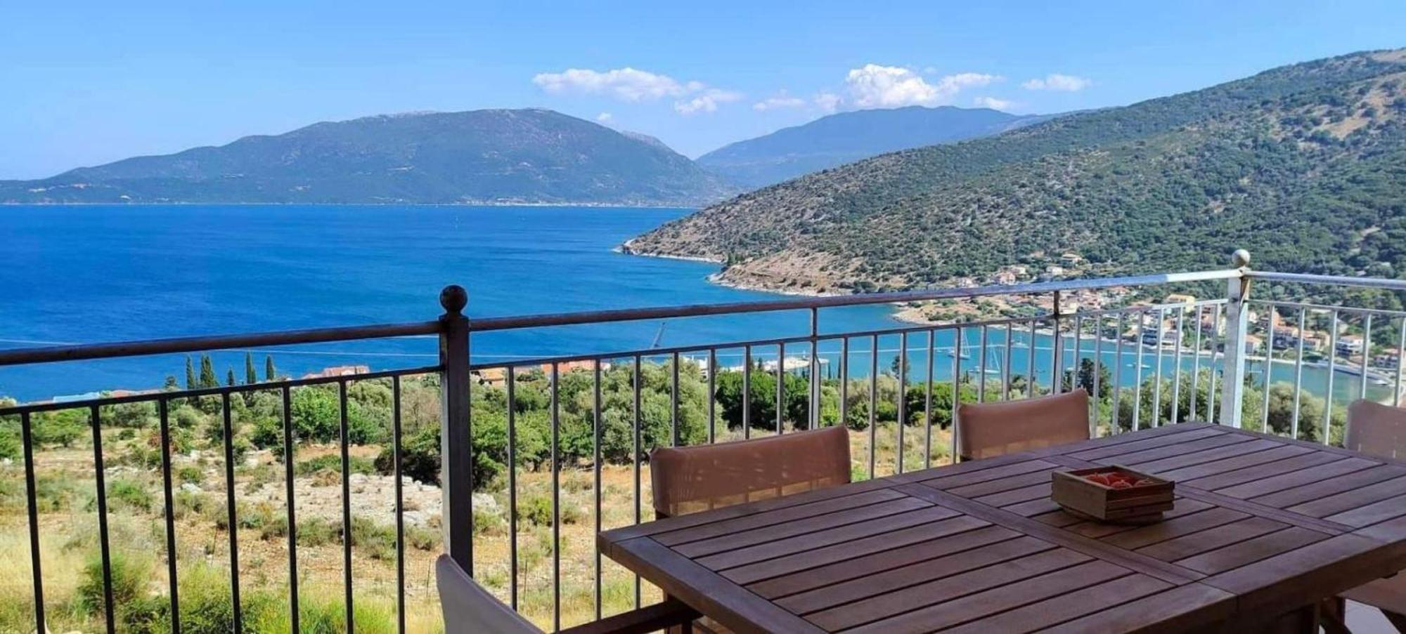 Augustela Villa Seaview Vacation Villa Айя-Евфимия Экстерьер фото