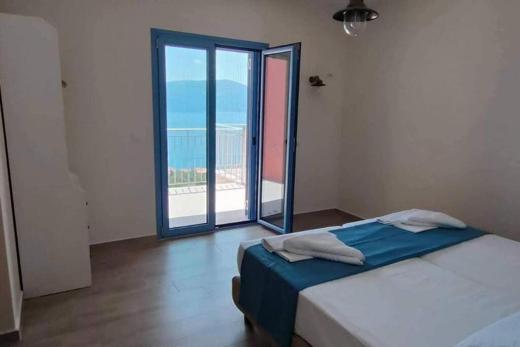 Augustela Villa Seaview Vacation Villa Айя-Евфимия Экстерьер фото